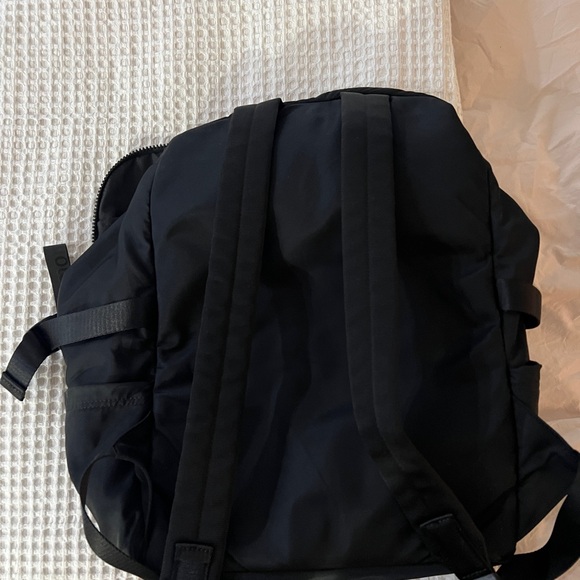 lululemon athletica Midnight Black Backpack - Picture 2 of 2